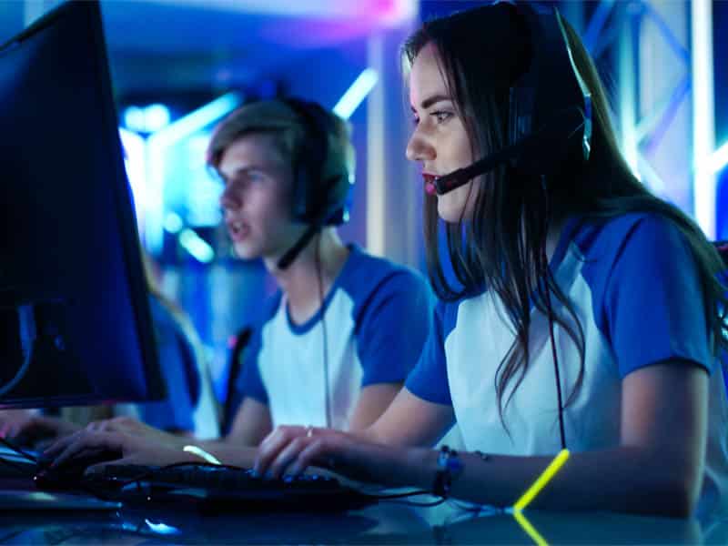 Etude de marché : le secteur du eSport pèse 400 millions de clients