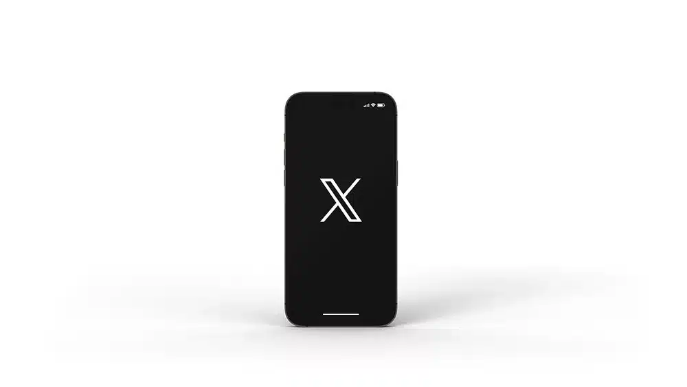smartphone with X logo Twitter Neuanfang