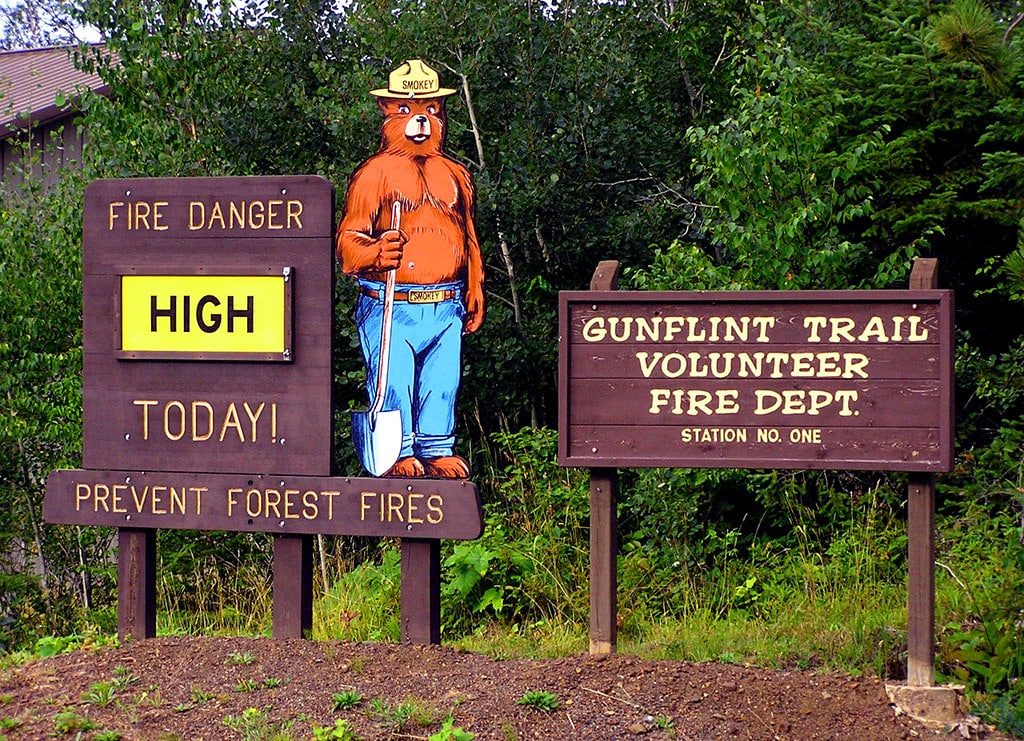 marketing social smokey the bear