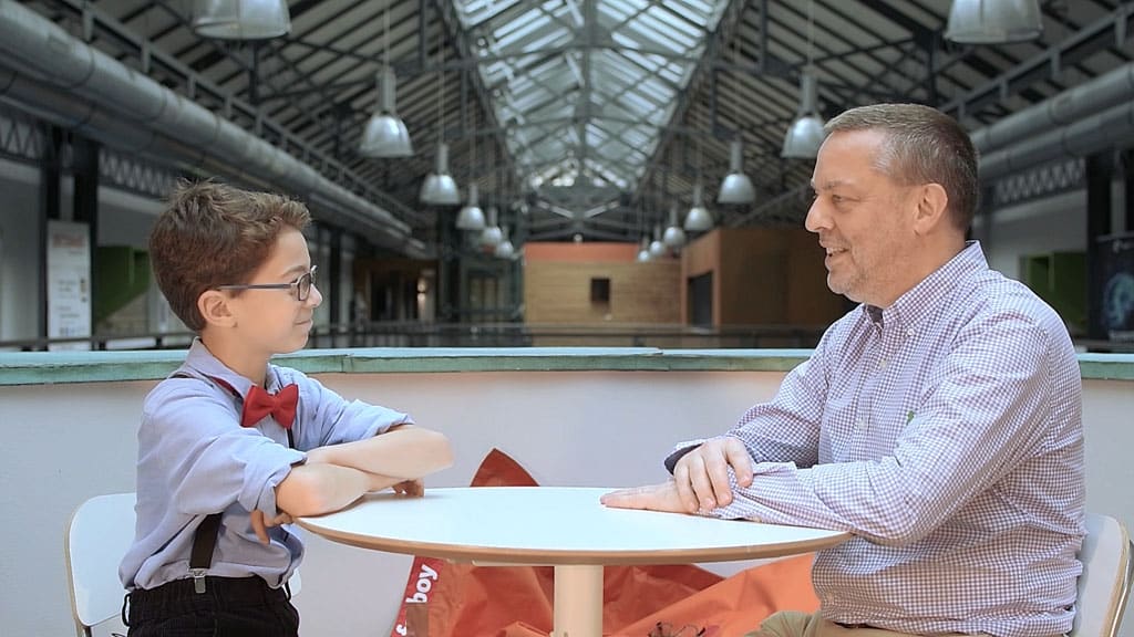 This child explains to you the keys to success in SEO