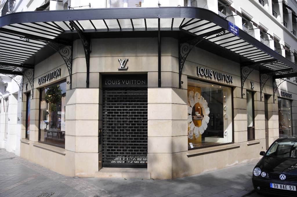 Les vitrines de Louis Vuitton entrent dans l’ère du multimedia